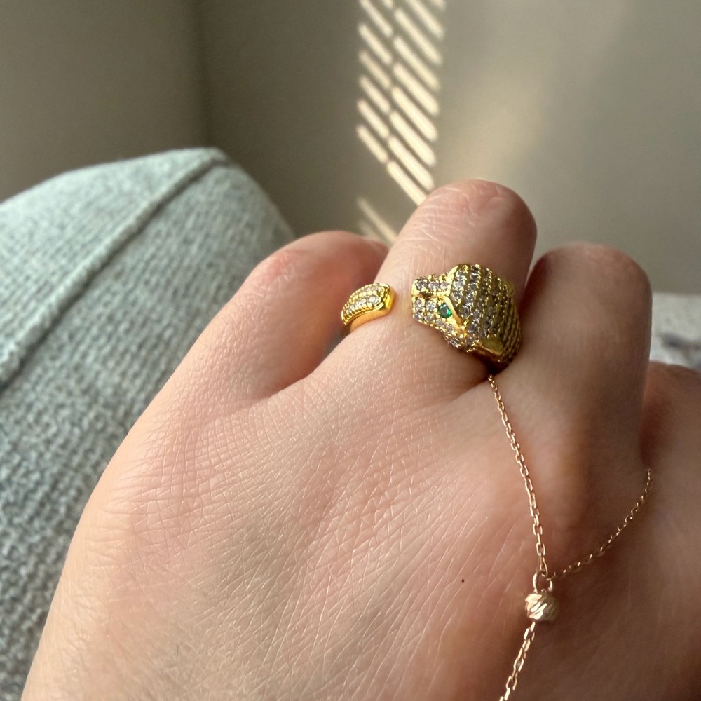 Panthere Gold Ring - Picture 5 of 7